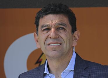 Pumas ratifica a David Patiño como Director Técnico