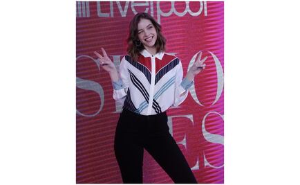 Barbara Palvin está contenta con sus curvas