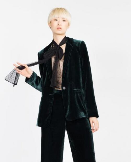 Yuya tiene el mejor look para tu fiesta navideña