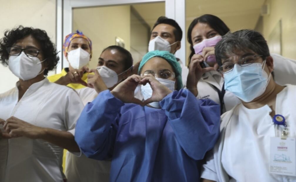 Elecciones, Kamala Harris y un mes del derrumbe del Metro, en las fotos de la semana