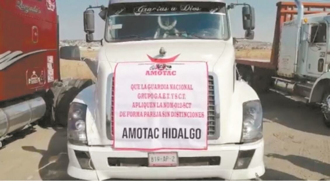 Con bloqueos, camioneros exigen mayor seguridad