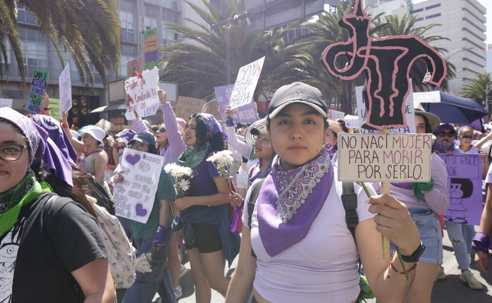 Mujeres protestan contra la violencia. Foto: Fernanda Rojas/EL UNIVERSAL