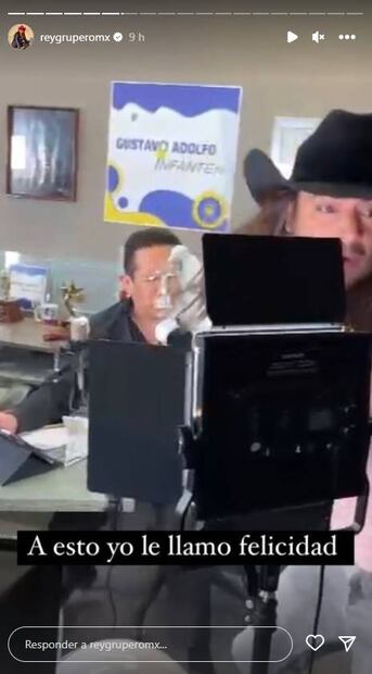 VIDEO: Rey Grupero le da "pastelazo" a Gustavo Adolfo Infante en transmisión en vivo
