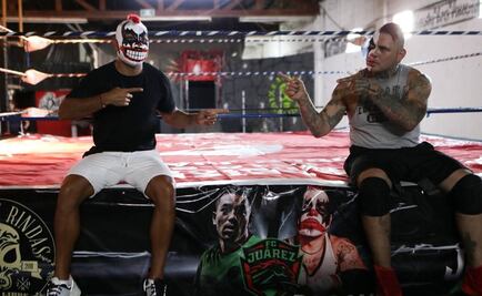 Pagano le da clases de lucha libre a Marco Fabián 