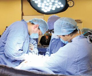 Ordena juez federal trasplante de riñón