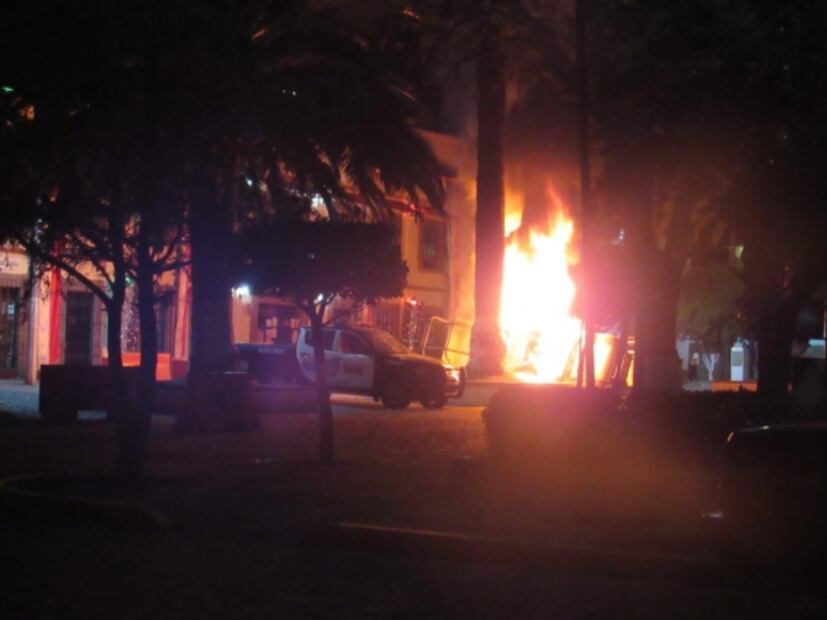 Rescatan a cinco de intento de linchamiento en Edomex