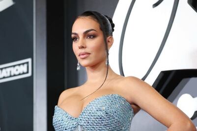 Georgina, esposa de Cristiano Ronaldo va elegante al Mundial