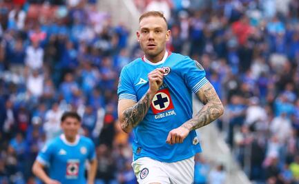 Cruz Azul se impone al Necaxa sin dificultad y es más líder que nunca del futbol mexicano 