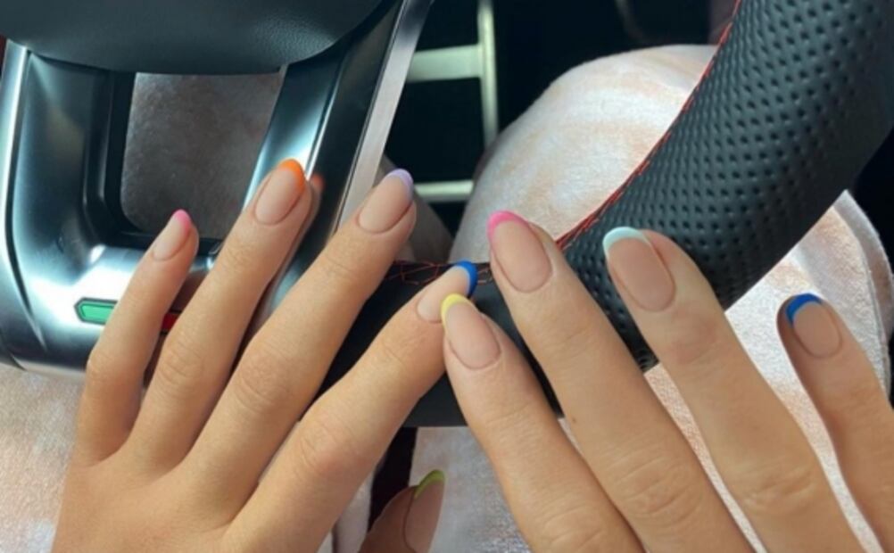 Kylie Jenner y su manicura francesa que será tu favorita en cuarentena 