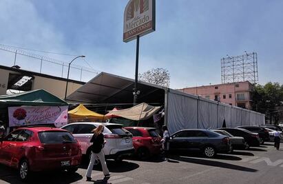 Alcaldía Cuauhtémoc asegura que baños de Mercados Granaditas, San Cosme y Juárez fueron cerrados por irregularidades