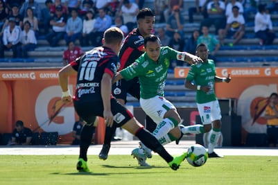 León derrota a Lobos BUAP y es líder