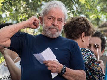 Lula anuncia que cumplirá mandato de prisión para demostrar que es inocente