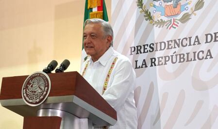 AMLO presume reducción en delitos del fuero federal; defiende estrategia de seguridad
