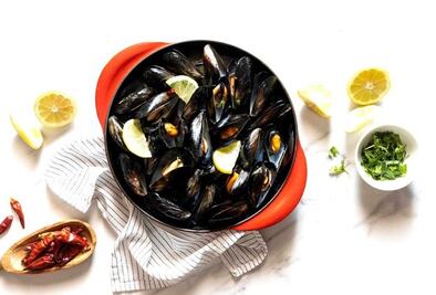 Prepara mejillones borrachos al grill