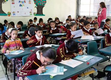 Educación pública va en declive en México