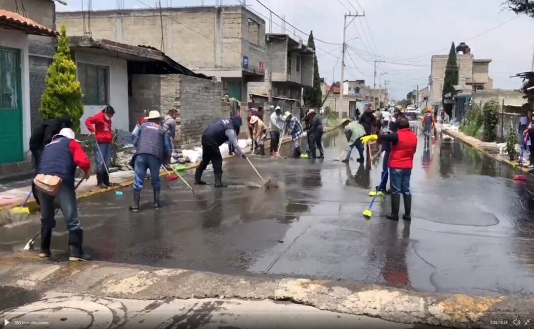 En las labores participaron la Conagua, personal de la Sedena y la sociedad civil. FOTO: ESPECIAL