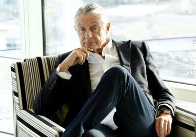 Fallece Joel Schumacher, director de Batman