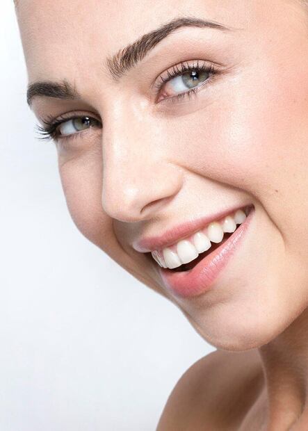 Tips para una sonrisa impecable. Fuente: Freepik.