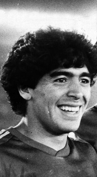 Del Maradona juvenil al último partido; reproducimos 11 notas históricas del "Pelusa"