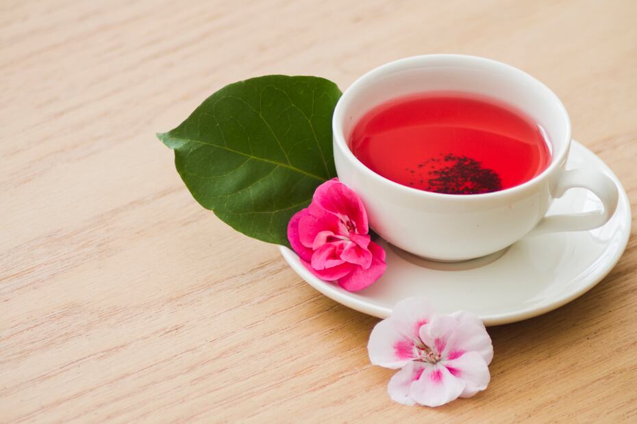 La forma más práctica de consumir la bugambilia es en infusión. Foto: Freepik
