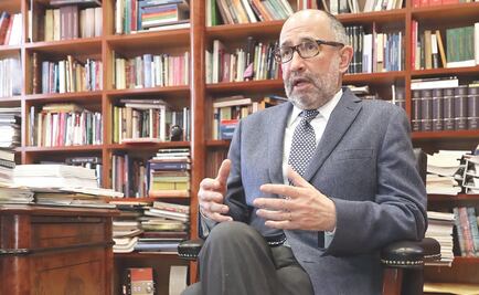 Necesario, revisar división de poderes en Constitución: Cossío