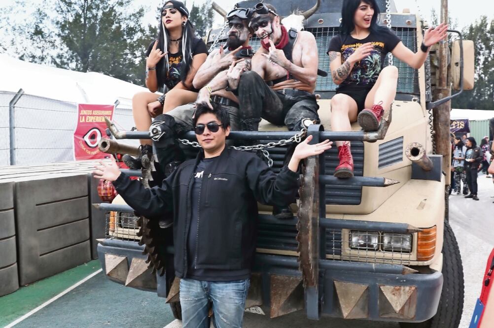 Los fanáticos del heavy metal mostraron su estilo en el Autódromo Hermanos Rodríguez. (FOTOS: NADYA MURILLO. EL UNIVERSAL)