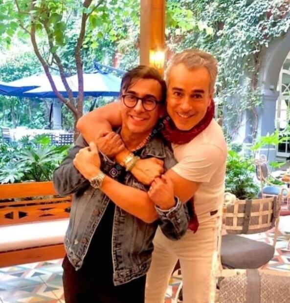 Don Armando, de "Betty la fea" está en México: Adal Ramones comparte el momento
