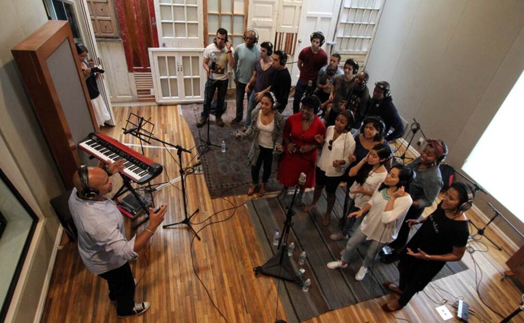 Rugen y cantan en dos idiomas