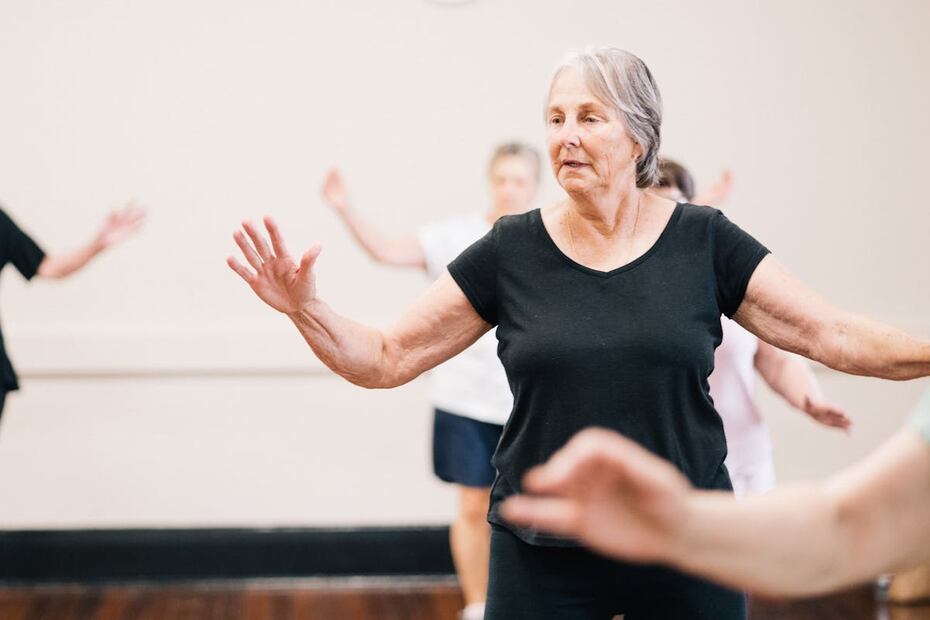 Practicar cualquier estilo de baile es una actividad ampliamente recomendada por especialistas de la salud. Foto: Pexels