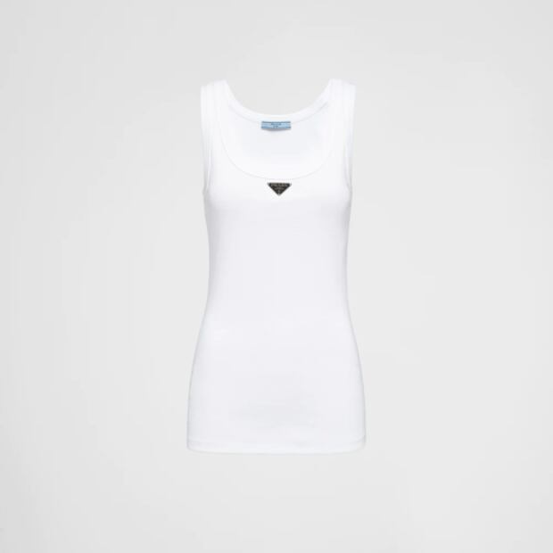 Por qué el tank top de Prada es tan deseado