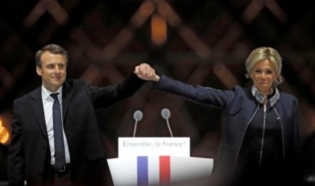 El presidente de Francia, Emanuel Macron, y su esposa Brigitte. Foto: Archivo / Agencias