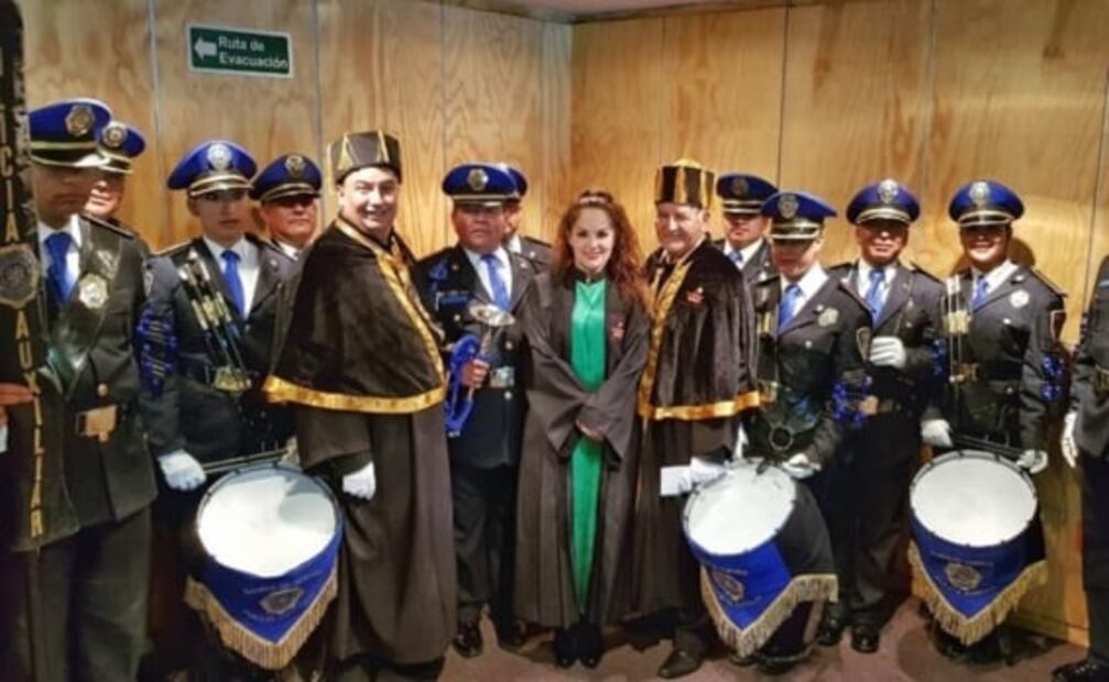 Roberto Palazuelos y otros personajes que han causado polémica por sus Honoris Causa