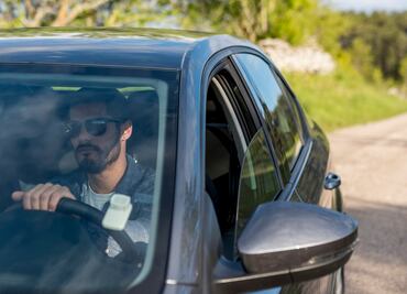 Cómo manejar con las ventanas abiertas y ahorrar gasolina
