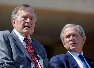 Bush padre e hijo llaman a rechazar "racismo, antisemitismo y odio"
