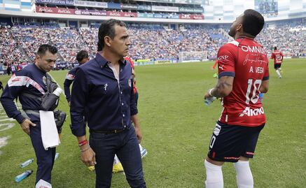Ricardo Cadena deja en suspenso su continuidad en Chivas: "Tendré que ser evaluado"