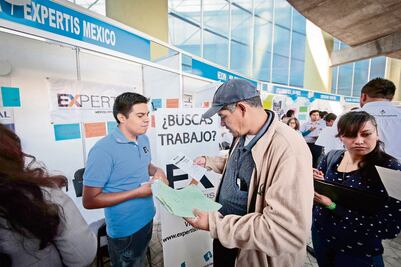 Desocupación llega a 3.8%, su nivel más bajo en ocho años