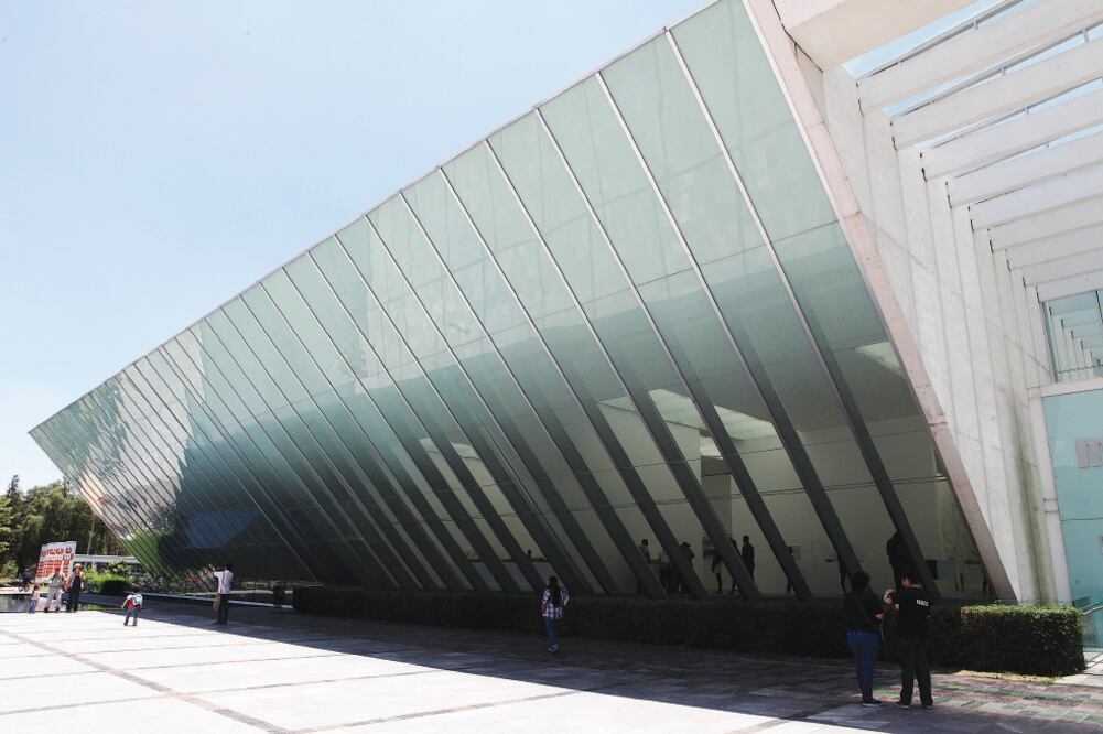 El MUAC mantendrá su programación de exposiciones internacionales, que incluye la mayor muestra de Anish Kapoor en América Latina (ARCHIVO EL UNIVERSAL)