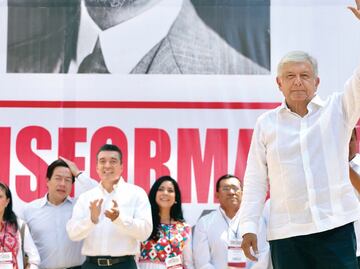Pide AMLO a Manuel Velasco cuidar paso de centroamericanos
