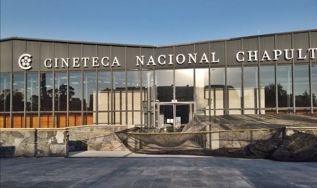 Recorrido por la Cineteca de Chapultepec que se muestra inconclusa y con áreas en obra negra, el 8 de abril de 2025. Foto: Diego Prado/EL UNIVERSAL
