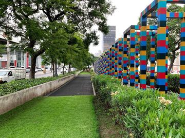 La Pérgola Ixca, la escultura más instagrameable de Vicente Rojo