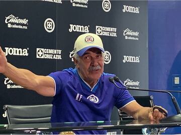 Tuca feliz por la desaparición del repechaje: “volver a los ocho, es lo más adecuado”