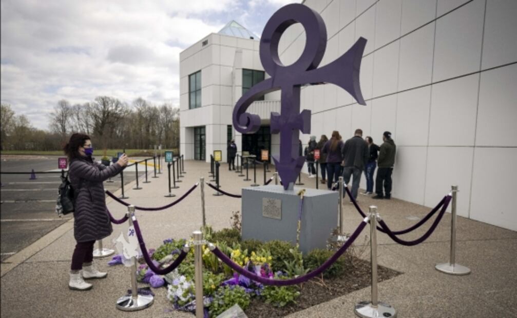 Prince "regresa" con sus fans a Paisley Park