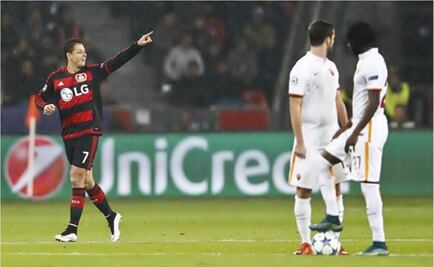 "Chicharito" breaks the 100-goal barrier