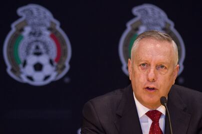 Árbitros mexicanos no quieren el VAR