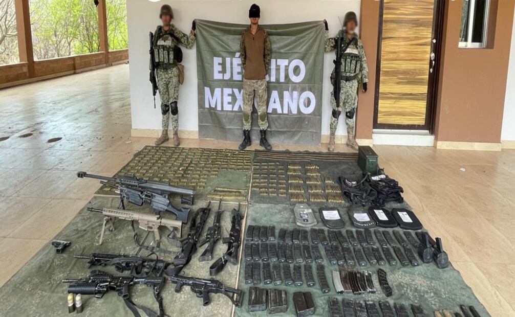 Autoridades federales detienen a 10 personas vinculadas con la facción “Los Mayos” en Sinaloa. Foto: Especial