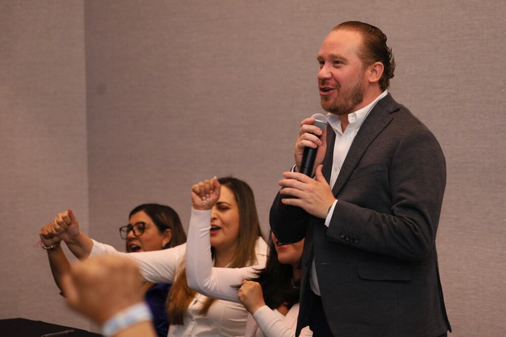 Santiago Taboada se compromete a mejorar la Central de Abasto de CDMX. (Foto: especial)