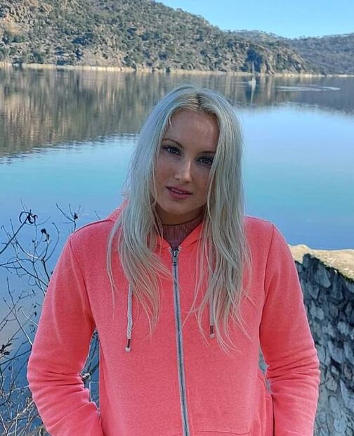 Belinda recibe ataques de su prima: tacha a la cantante de "interesada"