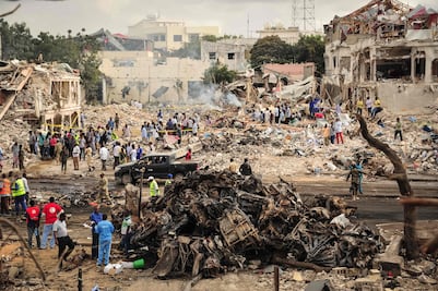 Somalia sufre el peor atentado de su historia; suman 215 muertos y 350 heridos