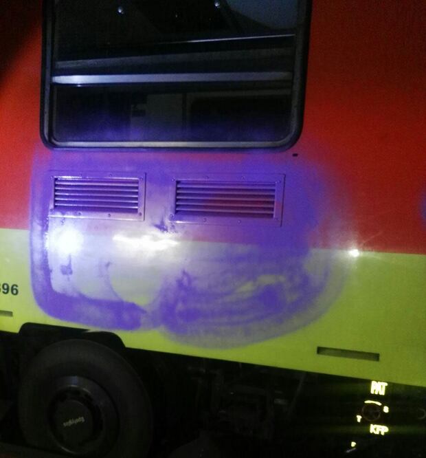 Liberan a mexicanos acusados de grafitear vagones del Metro