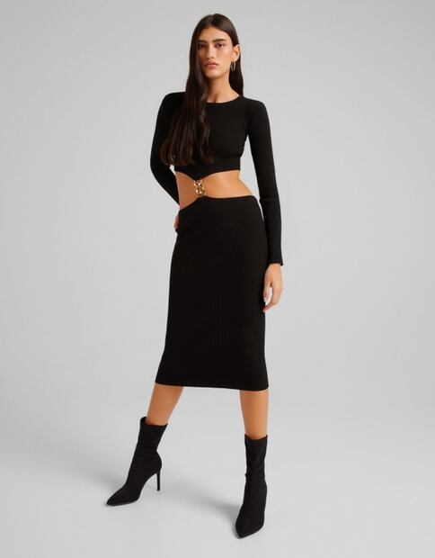 Guía de compras: 5 vestidos negros para brillar en las próximas fiestas
